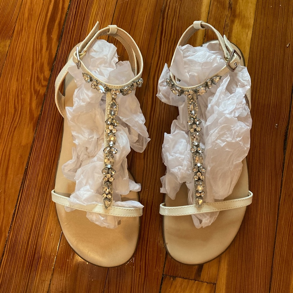 Like new Aerosole sandals